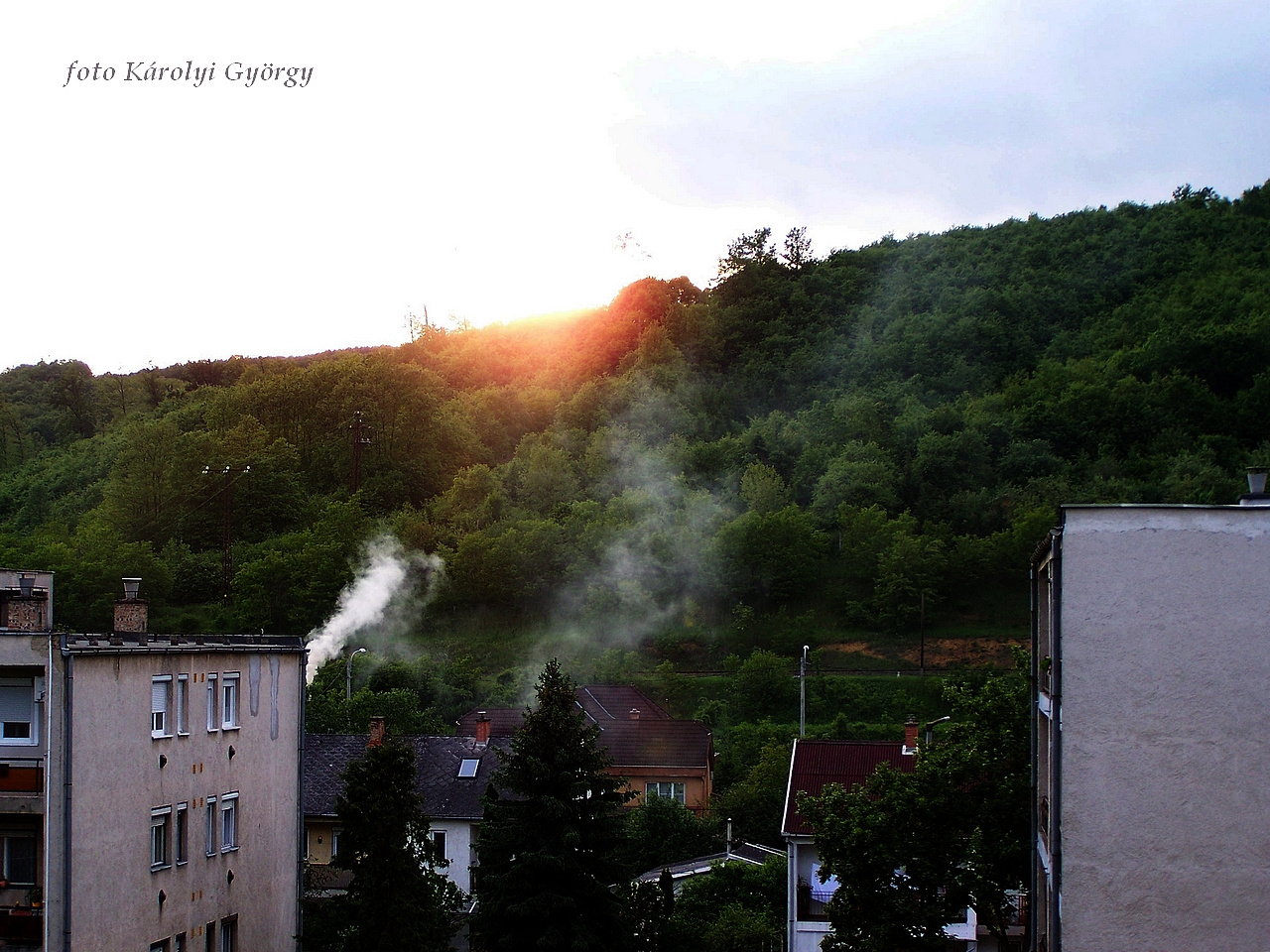 naplemente, halvány színekben