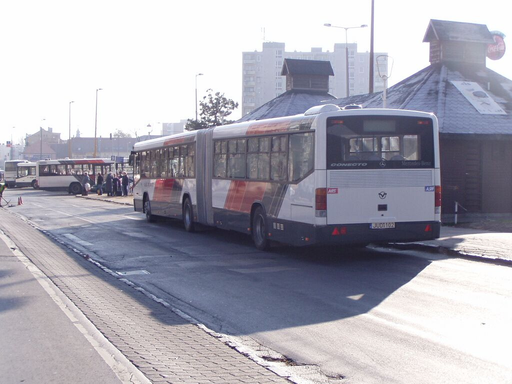 Mercedes-Connecto-albavolán-051119-02