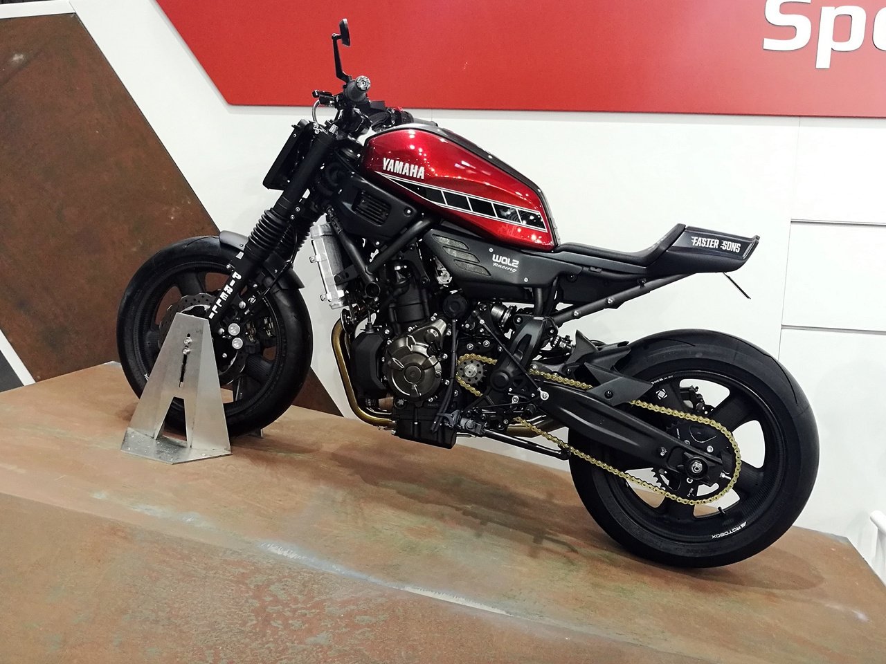 14 Yamaha XSR700 custom