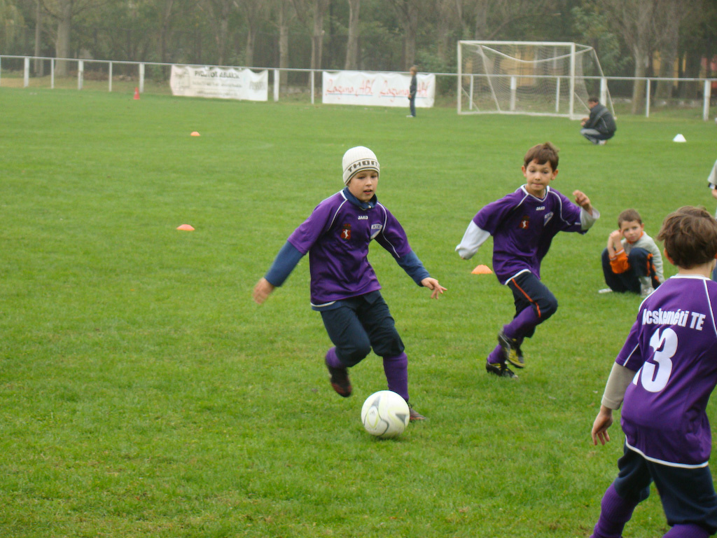 2009.10.14.IZSAK.VS.KTE.U11.037