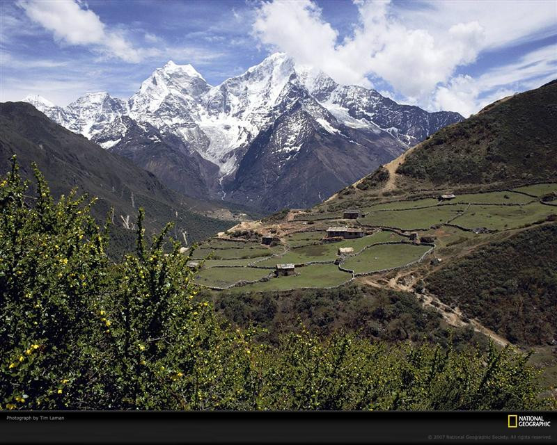 everest-village-401484-xl (Medium)