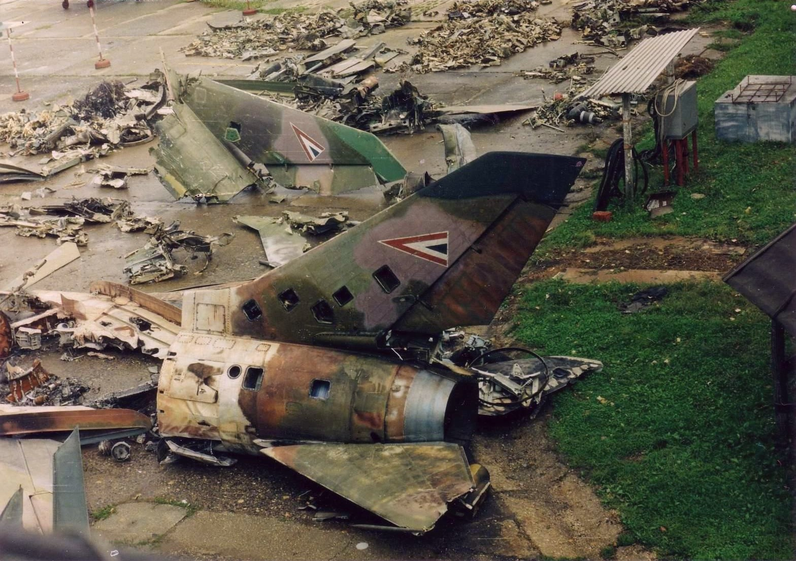 Su-22M3 levegőben ütközött MiG-23UB-vel 1995