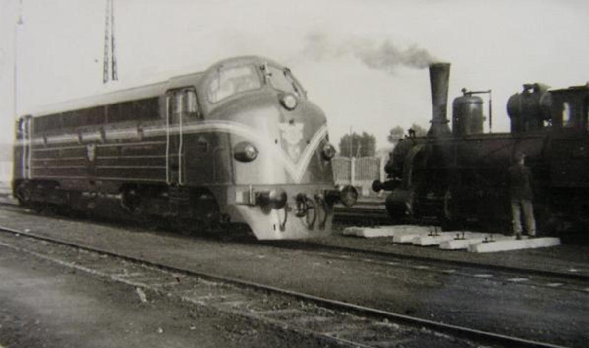 NoHAB bemutató mozdony és 326-os Magyarországon Komárom 1960