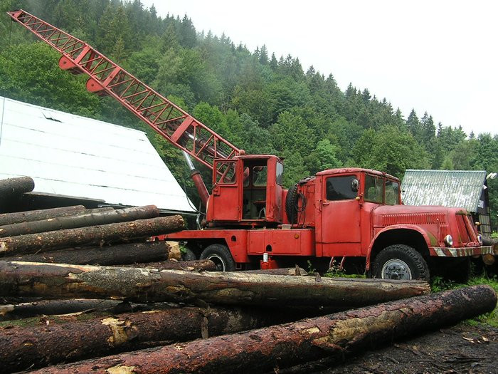 TATRA 111 HSC-5 munka közben