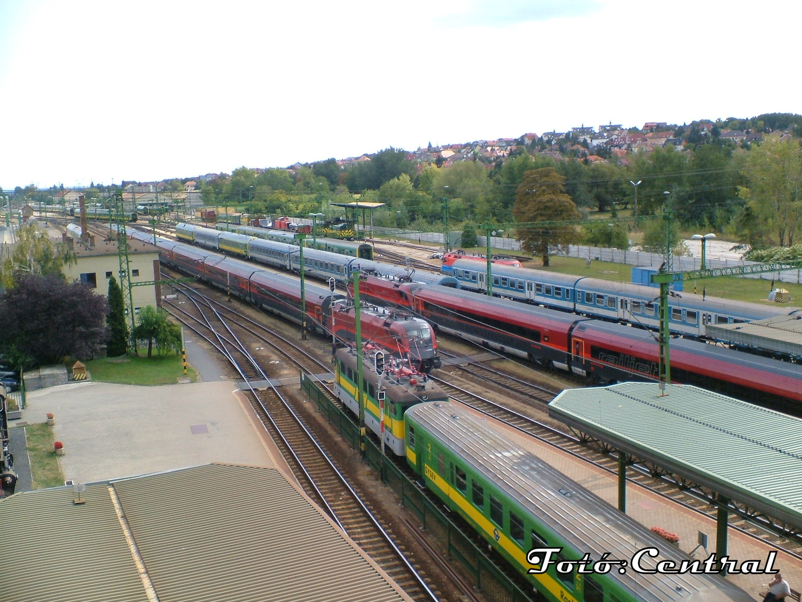 Railjet vonatkereszt Sopronban.