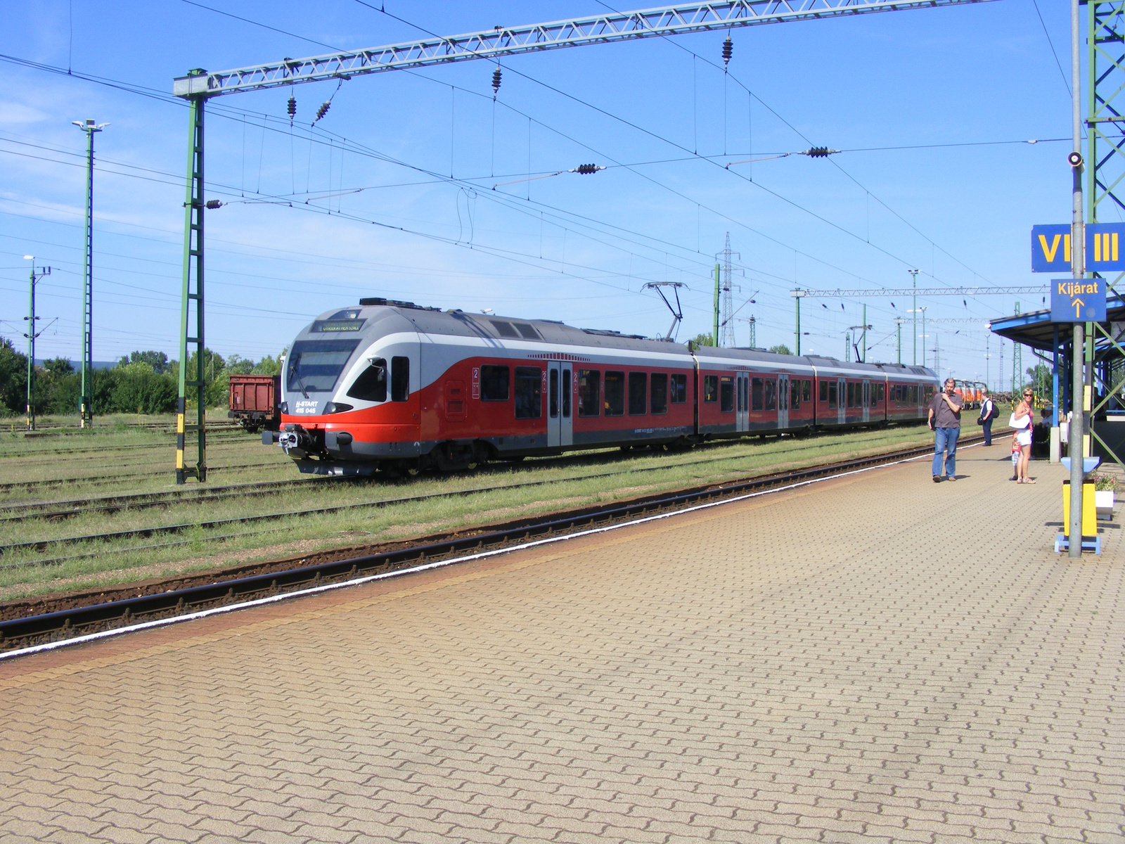 415-045 Veszprém.