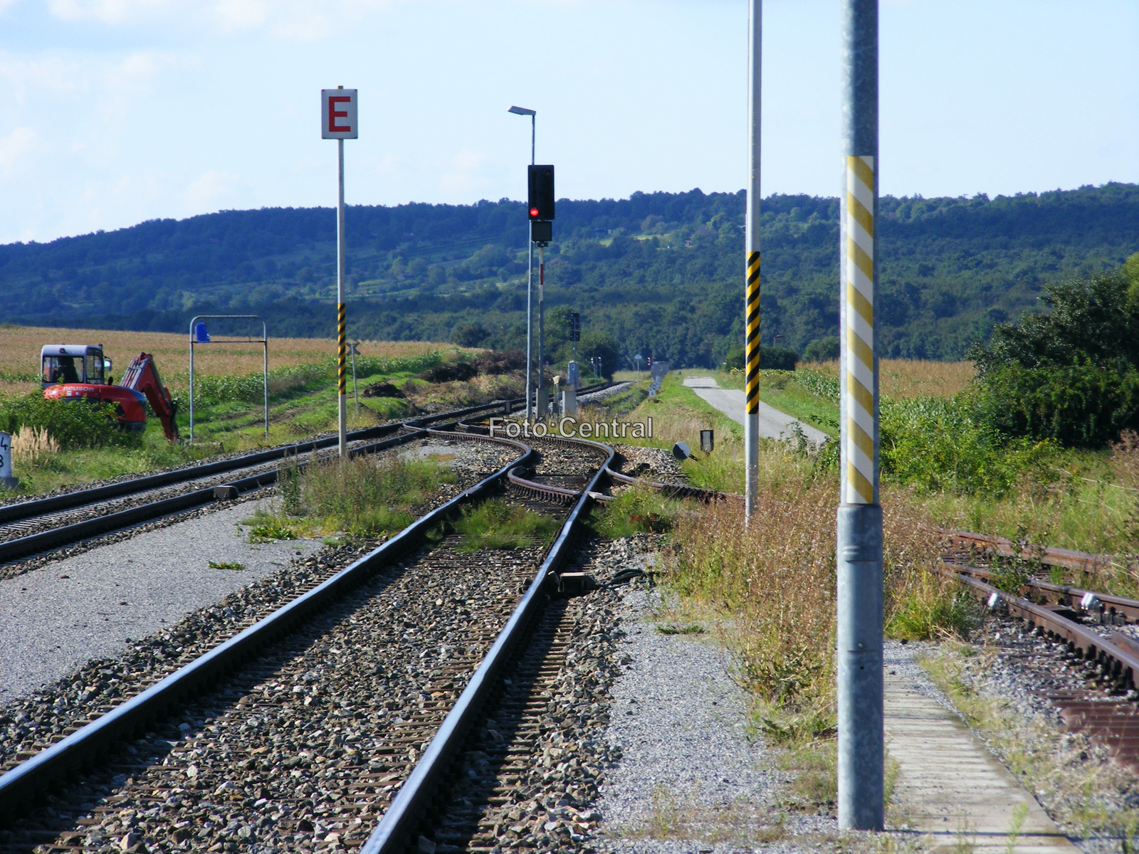 Az állomás nagymartoni oldali kijárati jelzője.