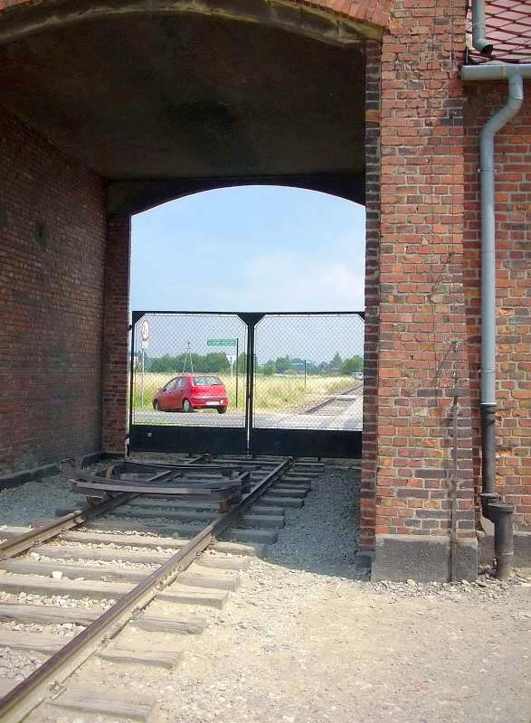 Auschwitz-Birkenau02