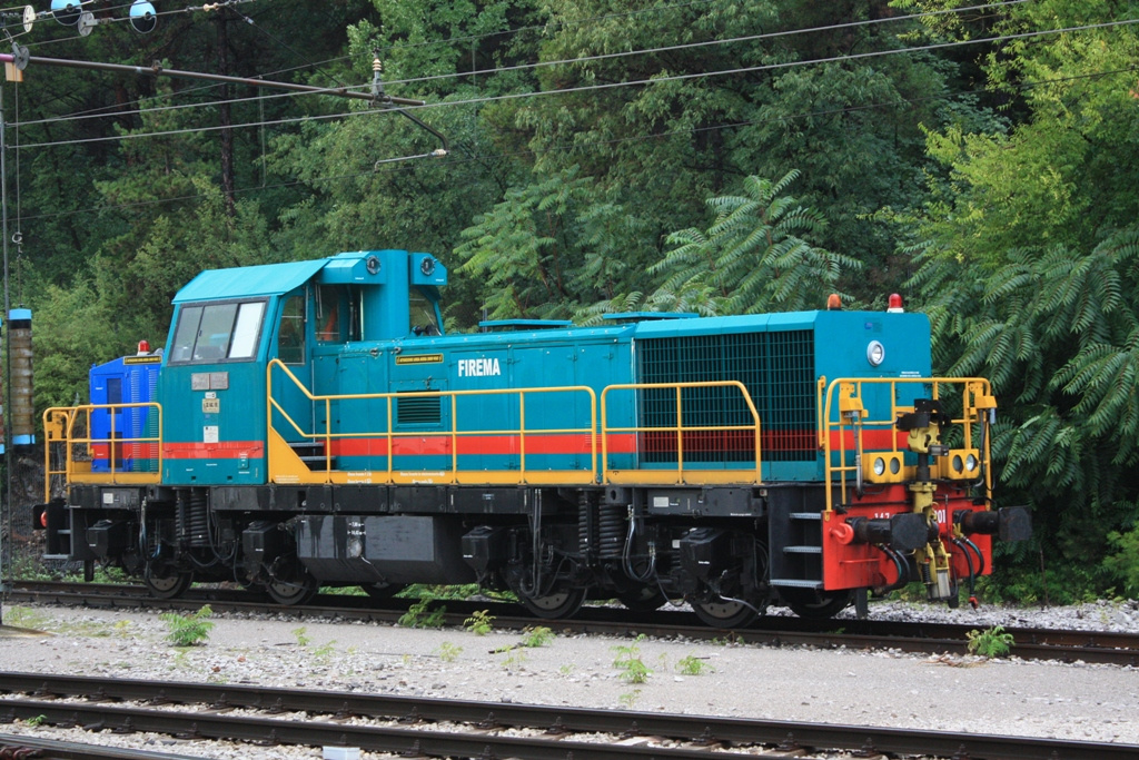 d147-001