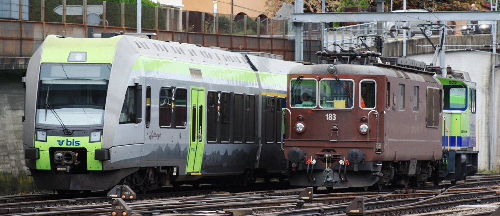 RABe 535-119 és Re 4/4 183