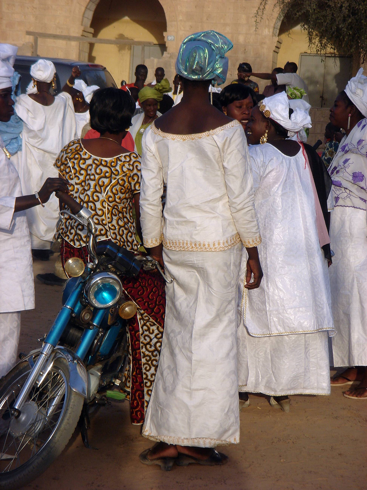 201102mali(sony) 195