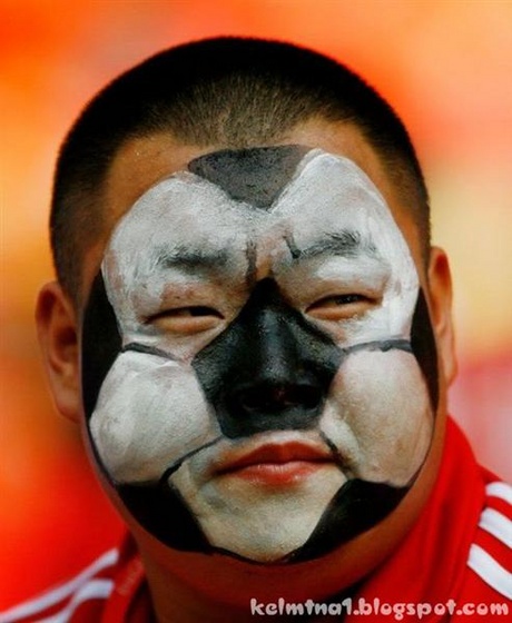 2010 World Cup Fans7 (Medium)