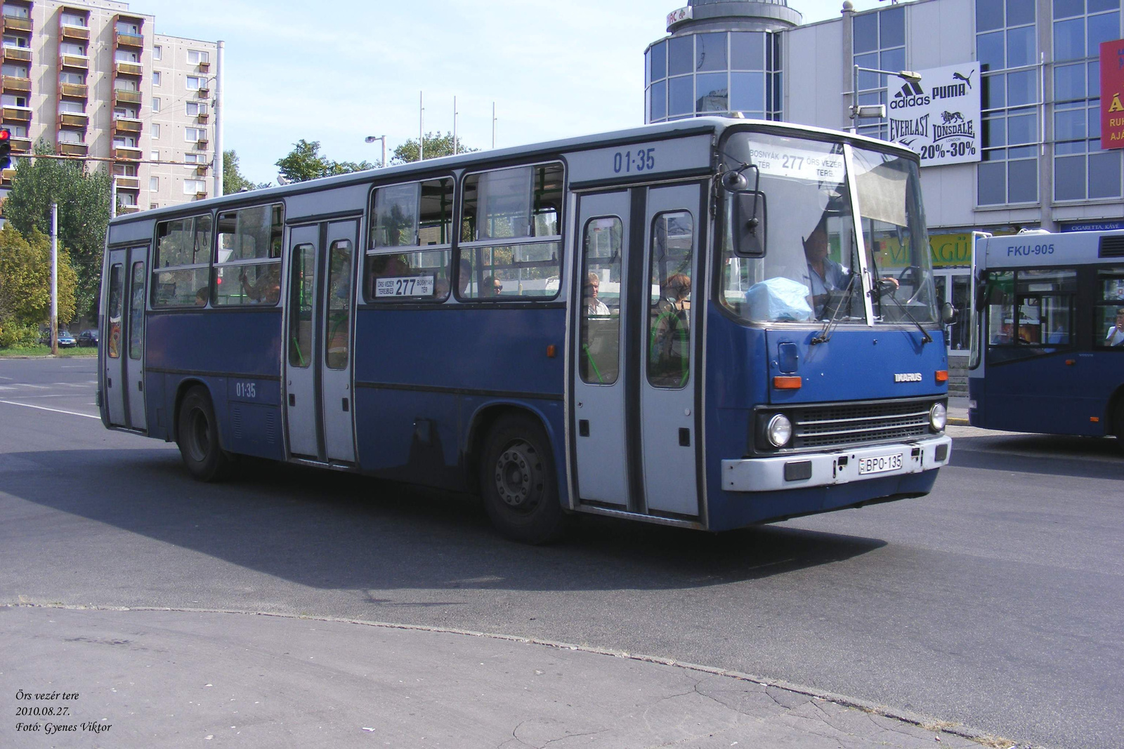 Busz BPO-135