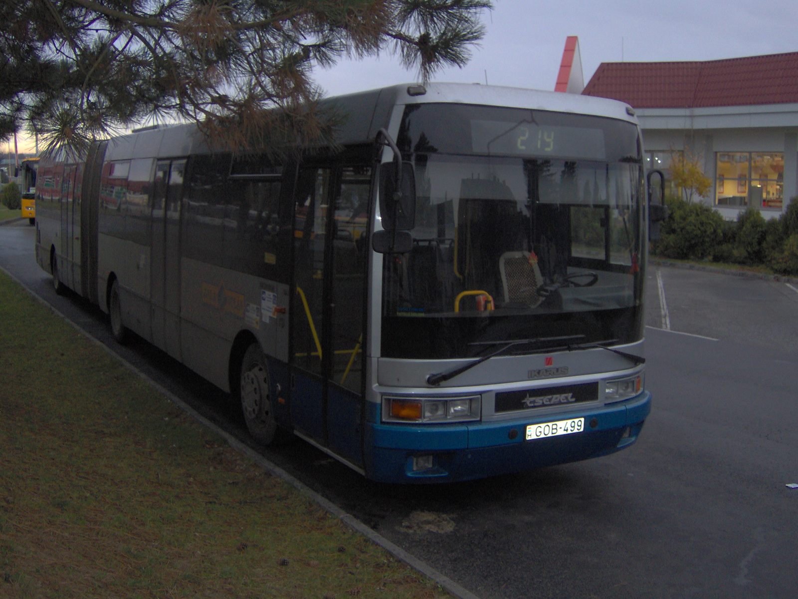 Ikarus E94G-GOB-499 1