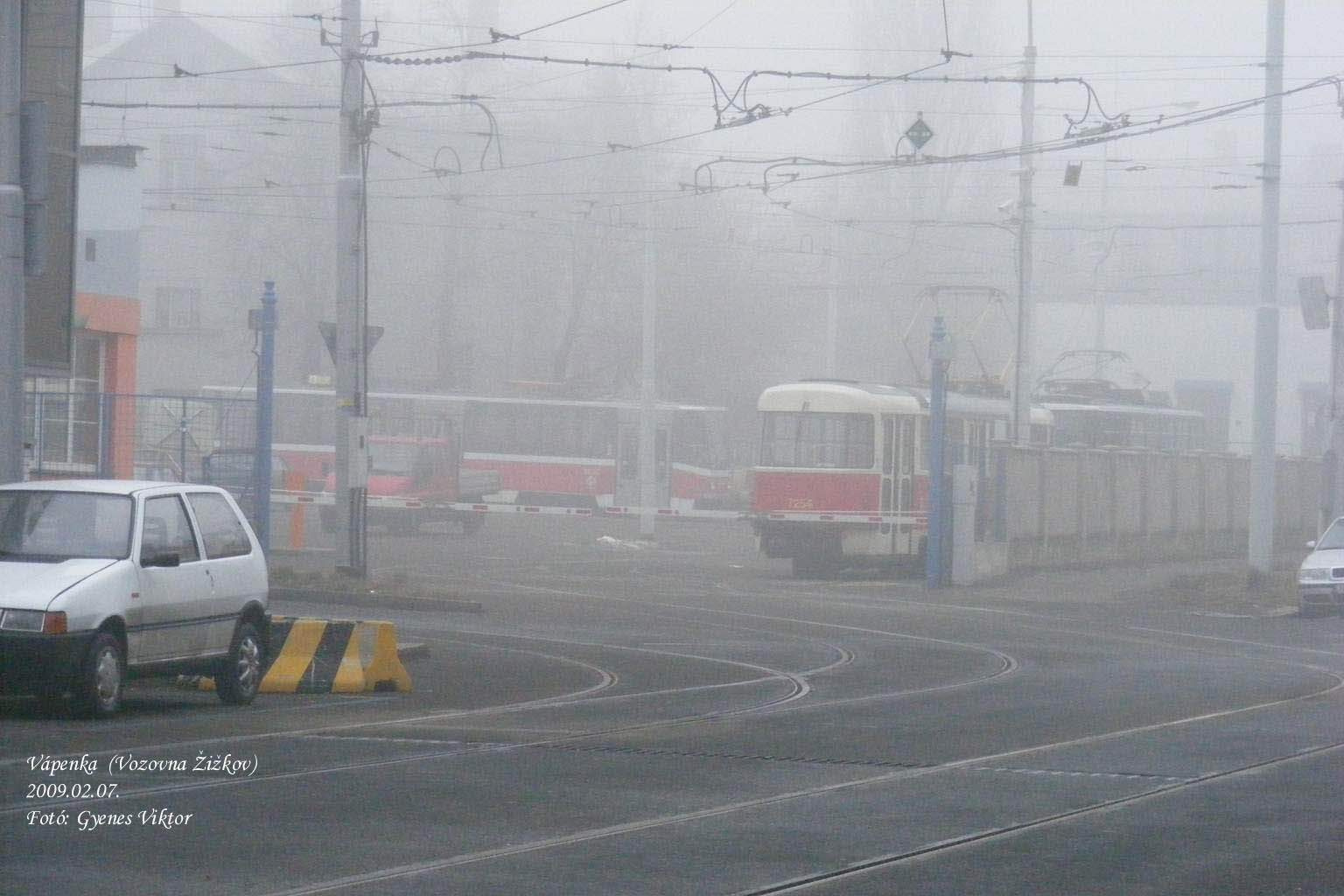 Prágai villamoskocsiszín Žižkov1