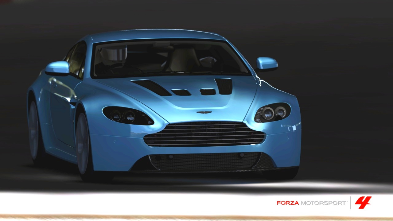 Aston Martin V12 Vantage