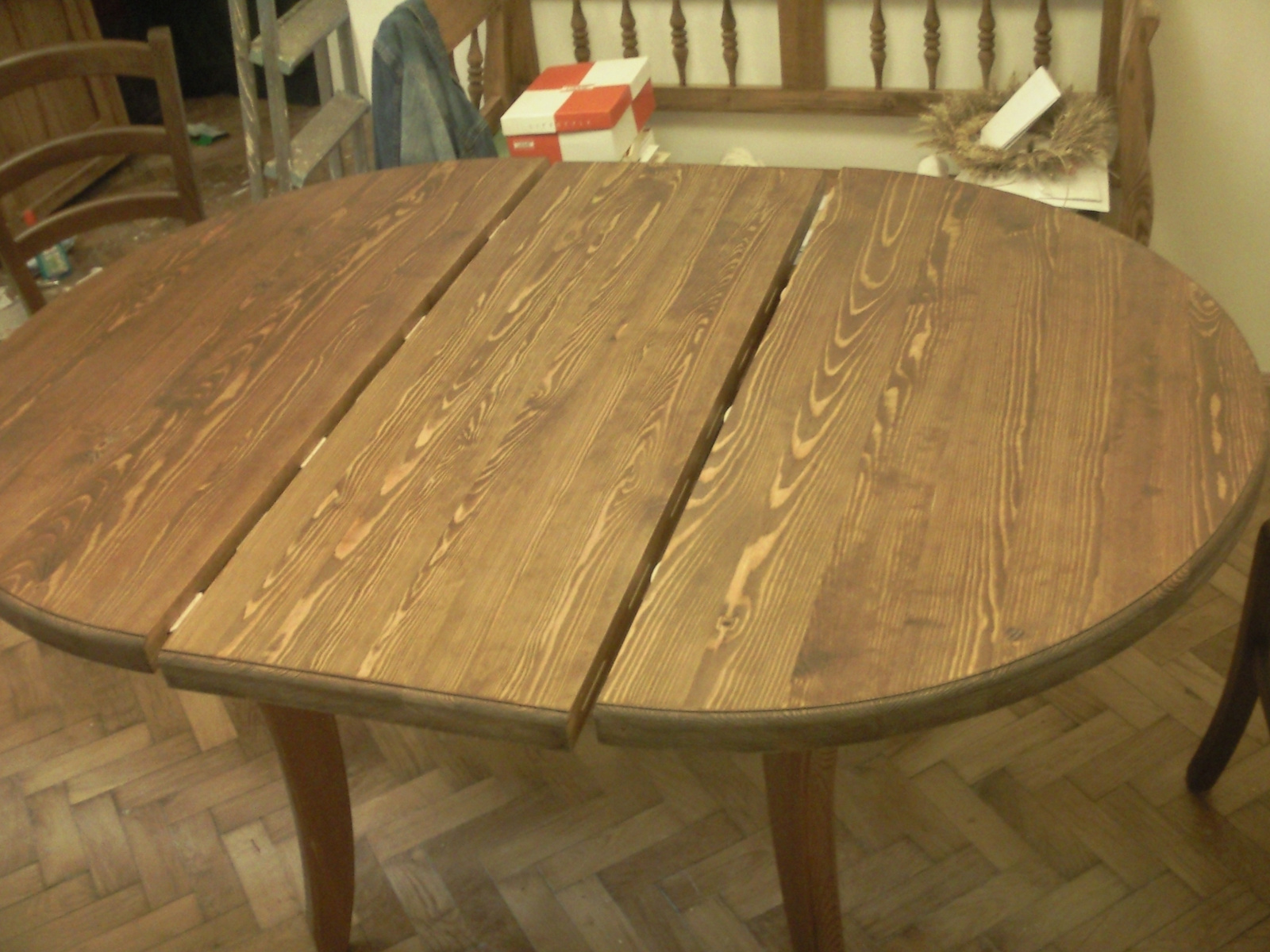 pull out dining table from pine (1)