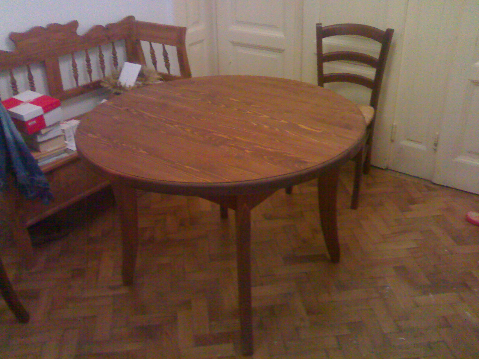 pull out dining table from pine (2)