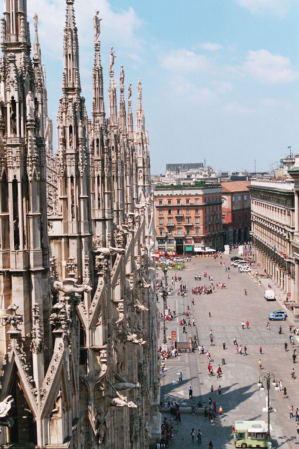 A Milánói-Dóm tetejéről