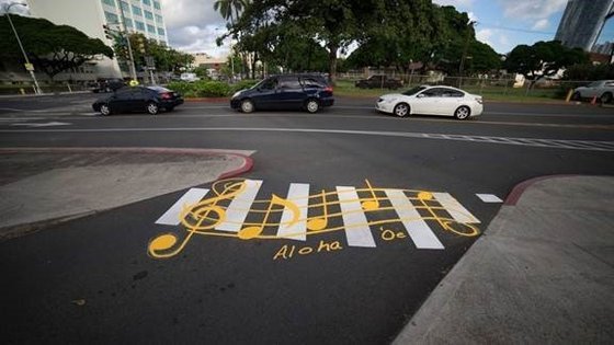 aloha-oe-music-notes-crosswalk-blaisdell2