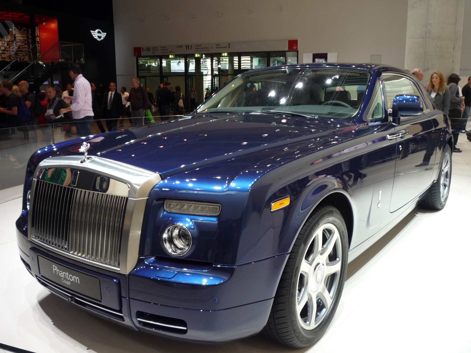 Rolls Royce Phantom Coupe