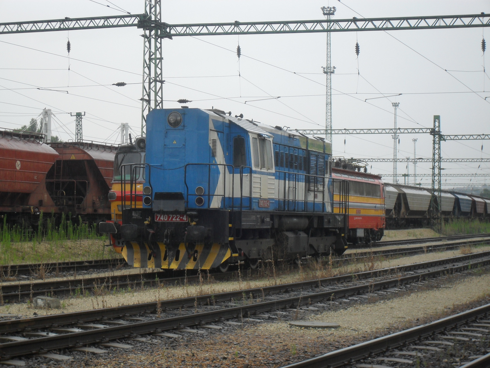 740 722-4 Kocúr & Laminátkák