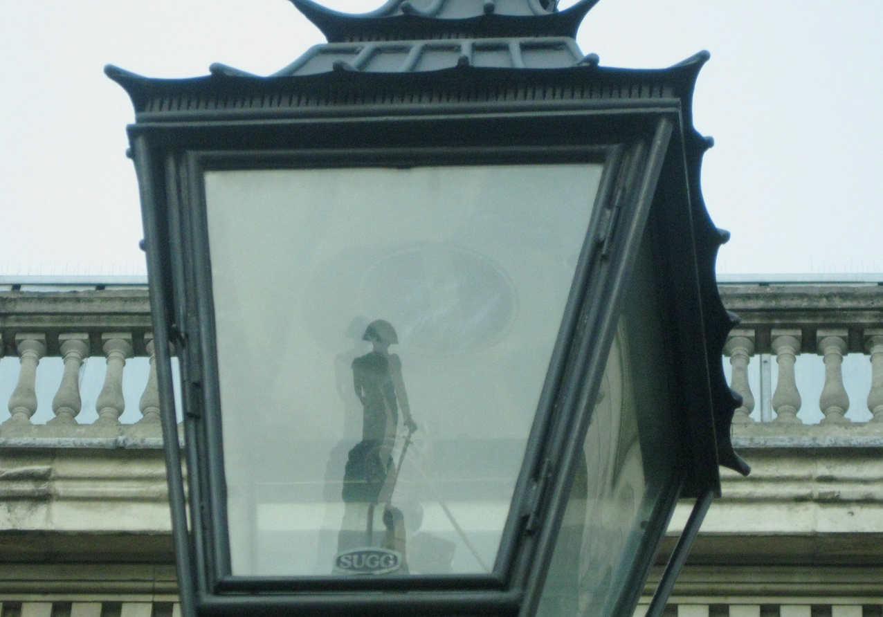 Lámpatükör a Trafalgar Square-en