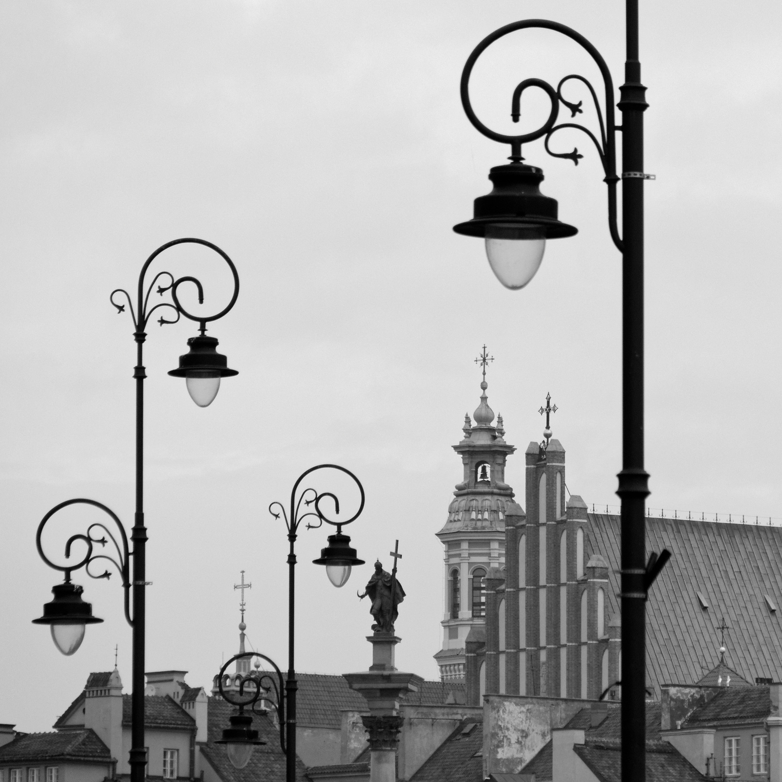 Lámpák Varsó főterén