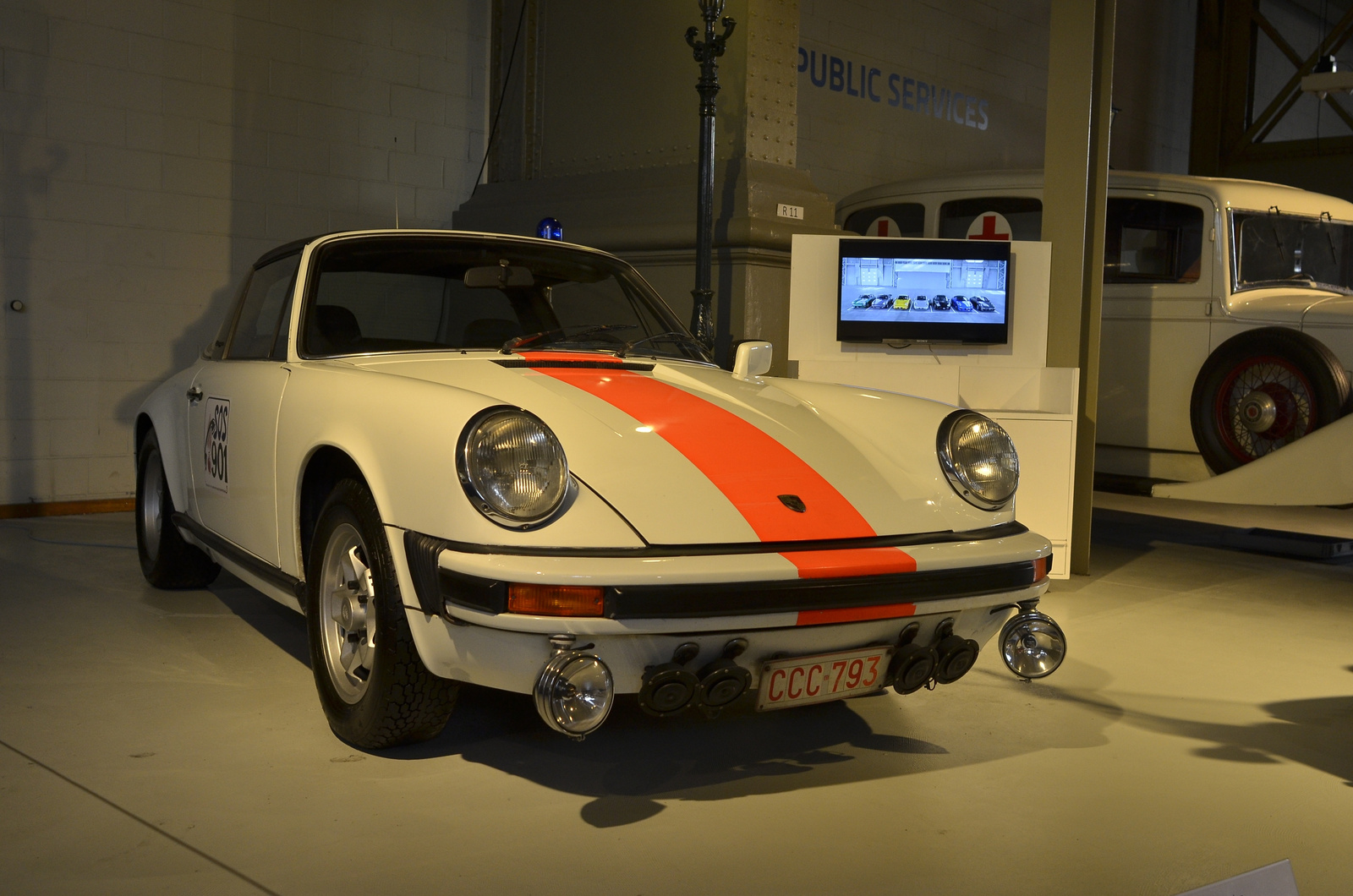 Porsche 911 SC Targa Belgian Police 1976