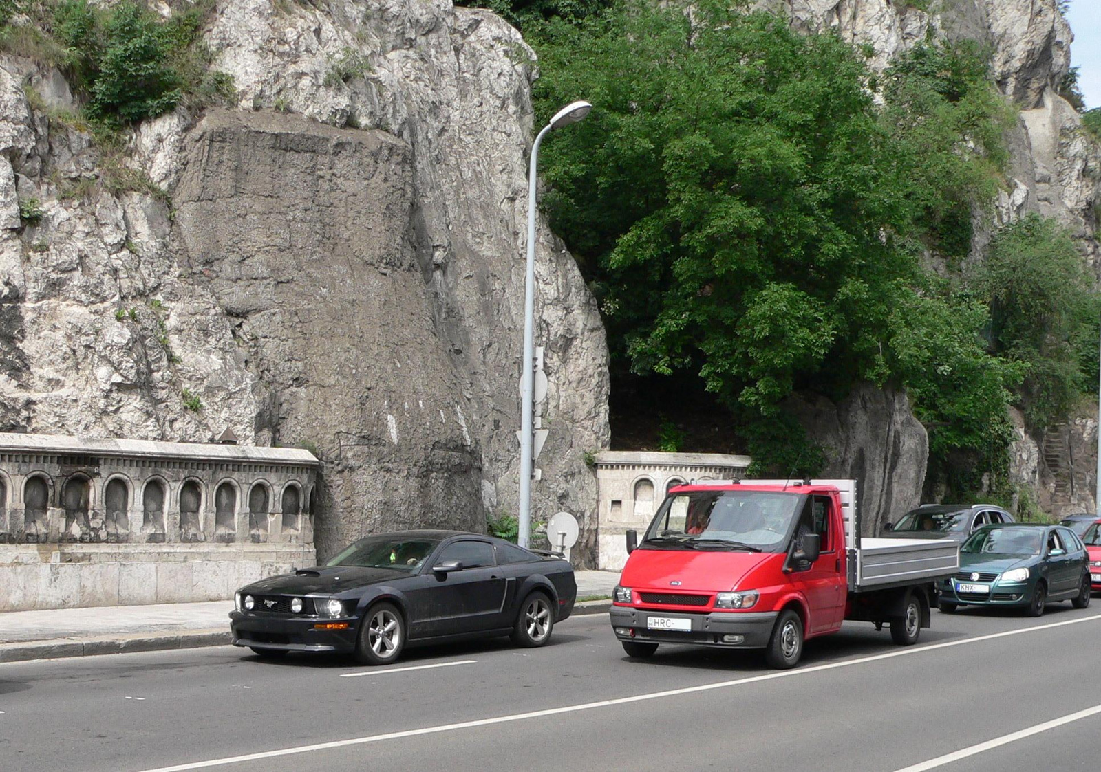 For Mustang GT és Ford Transit-más világ