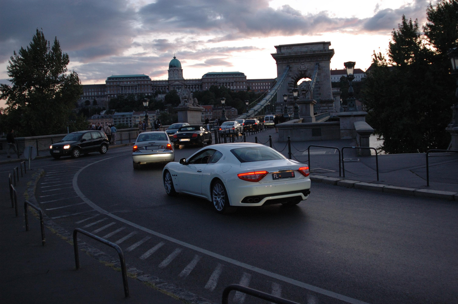 Maserati Granturismo & Bentley Continental GTC