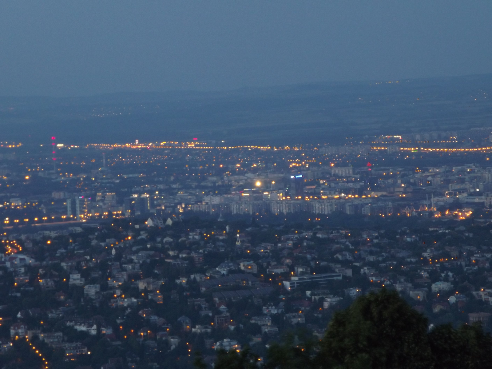 Budapesti szürkületi látkép