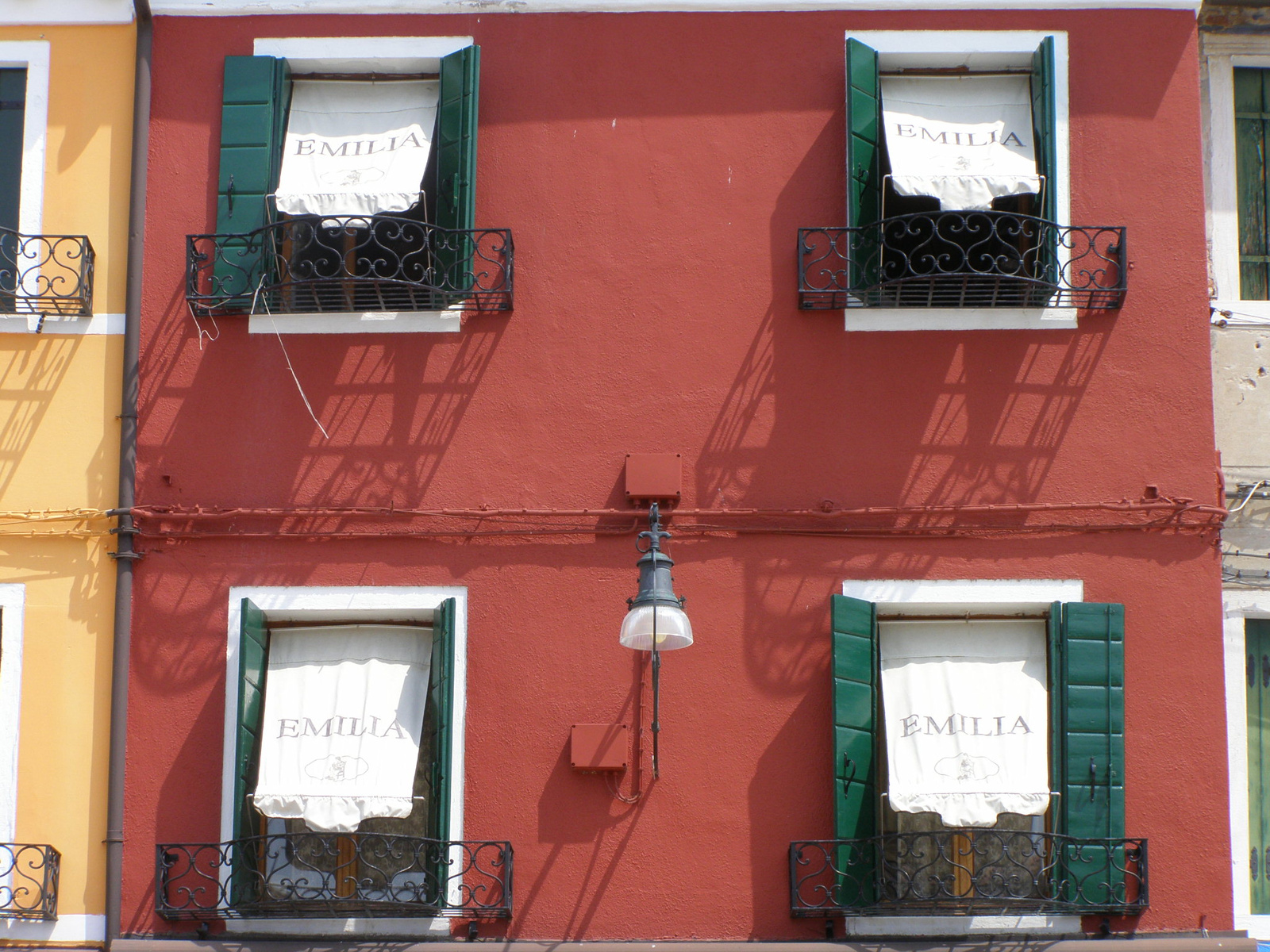 Itália-ablakok