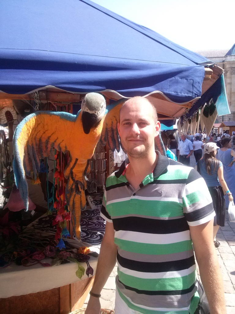 Mesterségek ünnepe - papagájjal