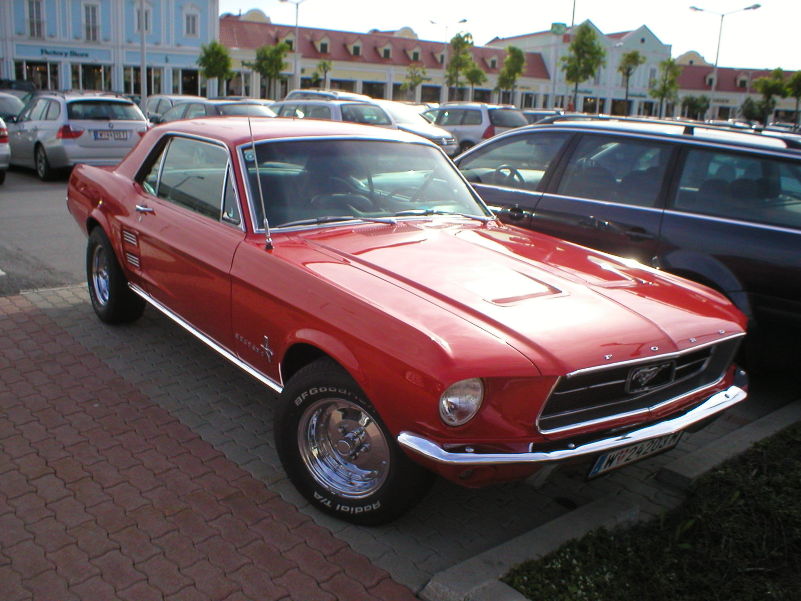 Ford Mustang 1