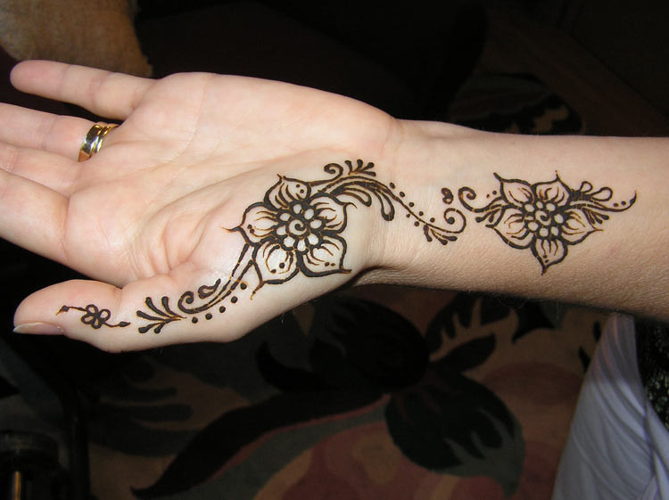 easy-henna-designs-arabic-s-y-tattoodonkey.com